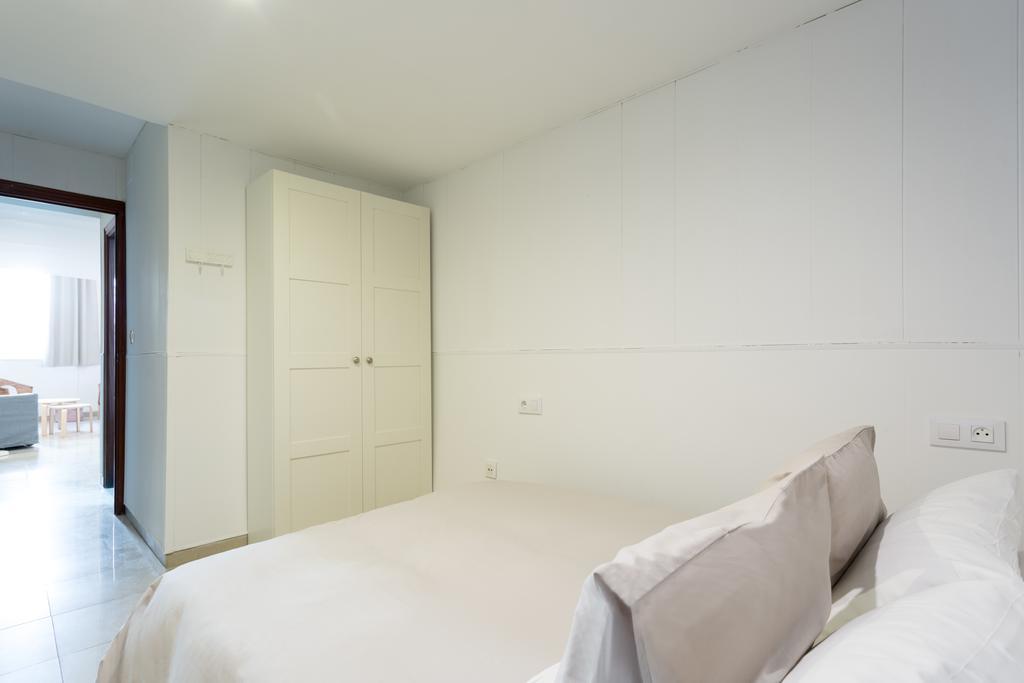Apartamentos Diaber Gerona 22 Sevilla Exteriör bild