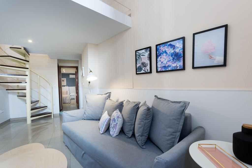 Apartamentos Diaber Gerona 22 Sevilla Exteriör bild