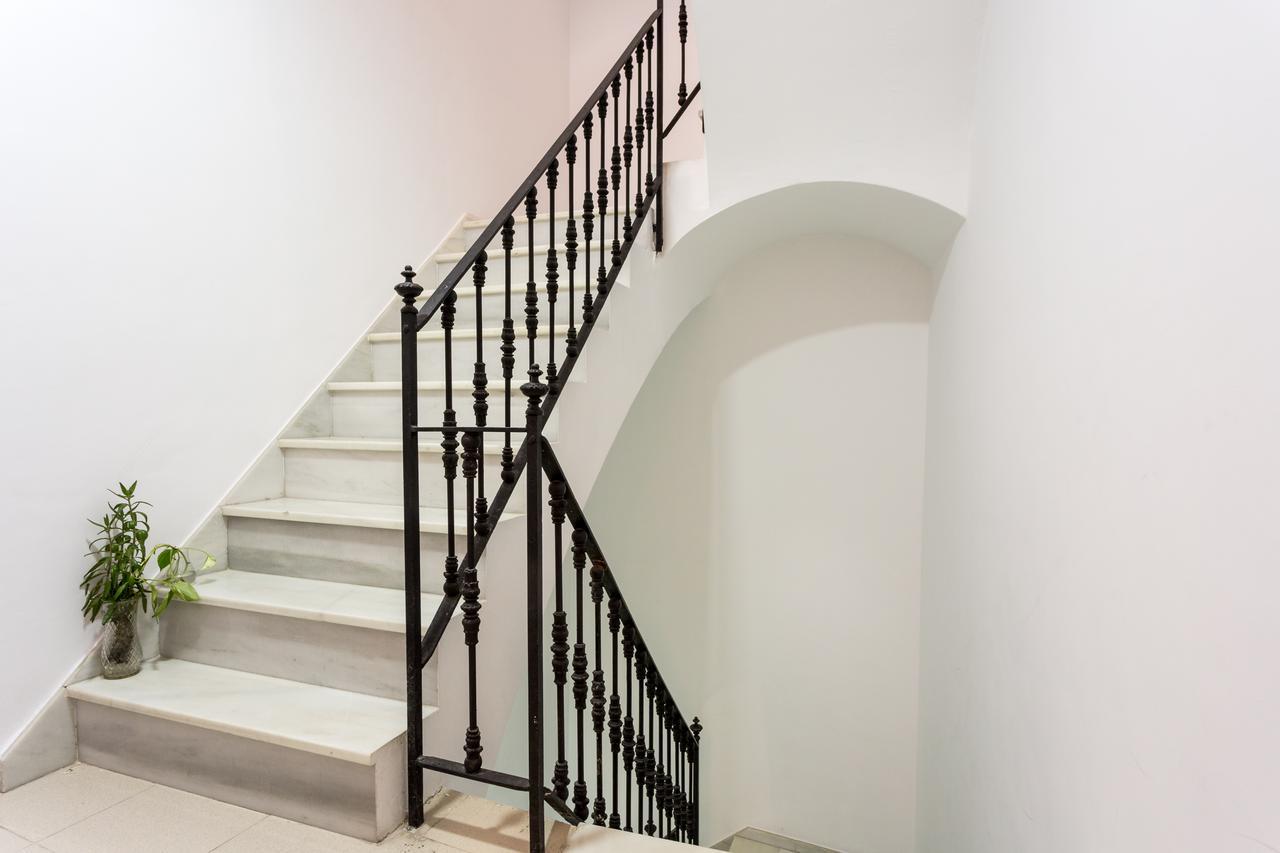 Apartamentos Diaber Gerona 22 Sevilla Exteriör bild